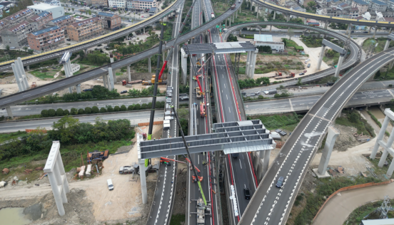 千噸鋼骨鑄通途，恒馳鋼構(gòu)助力甬臺(tái)溫高速完美“跨越”